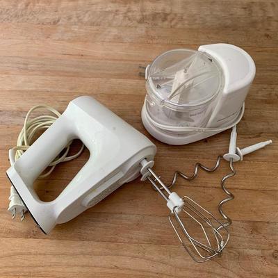 LOT 114 Braun hand mixer and Procter Silex chopper 