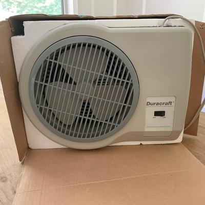 LOT 115 Duracraft humidifier never used