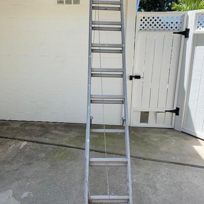LOT 118 10â€™ extension ladder