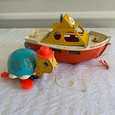 LOT 127 vintage pull toys 
