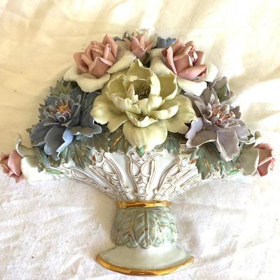 LOT 129. Ceramic flower basket