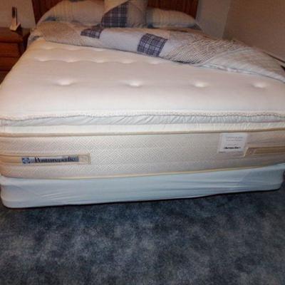 LOT 67  FULL SIZE BED