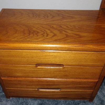 LOT 68  NIGHT STANDS