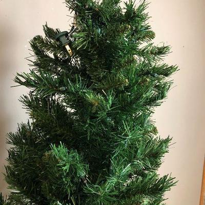 Lot #50 (1 of 2) 4 ft Porch Tree with 70 Clear Lights