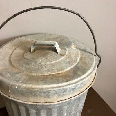 Lot #54 10 Gallon Vintage Galvanized Bucket with Lid
