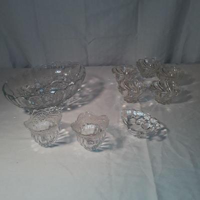 Lot of Glassware