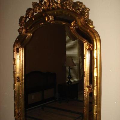 BEAUTIFUL dresser with ORNATE mirror