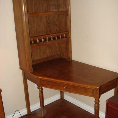Bookcase Desk Unit for childs, sewing or hobby room! Made by Dixie furniture
