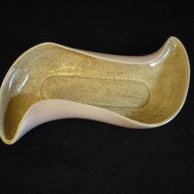 Red Wing Accent Bowl #1447 - 1950s Mid Century Modern Abstract by Charles Murphy