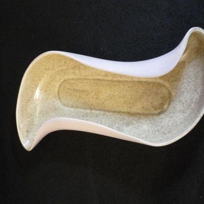 Red Wing Accent Bowl #1447 - 1950s Mid Century Modern Abstract by Charles Murphy