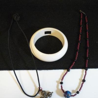 Lot of 3 Pieces - Fashion Jewelry