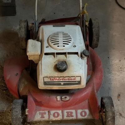 Vintage Toro Whirlwind push mower
