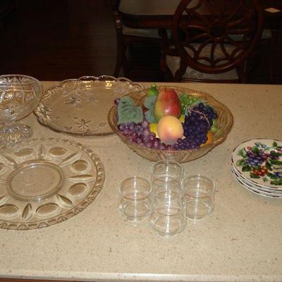 Lot of decorative glass and etc.