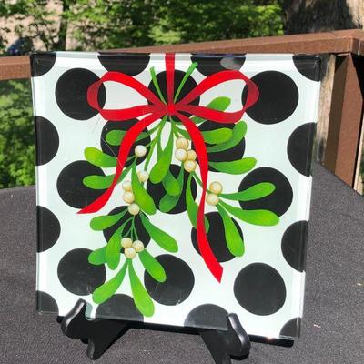 Mistletoe Holiday Plate