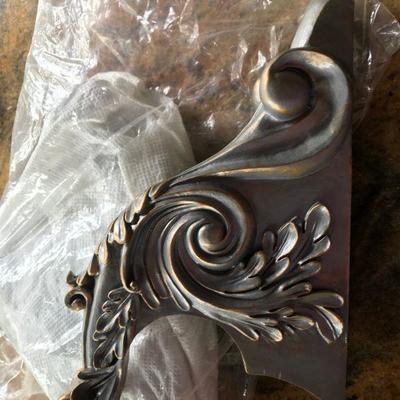 Lot #19 Pole Brackets-2