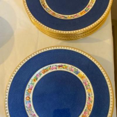 Lot # 101 Set of 12 Wedgwood Floral Plates