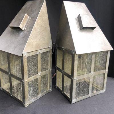Pair of Light Fixtures