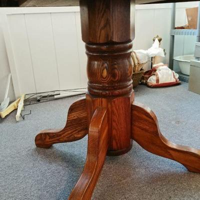 Pedestal Oak Dinning Room set