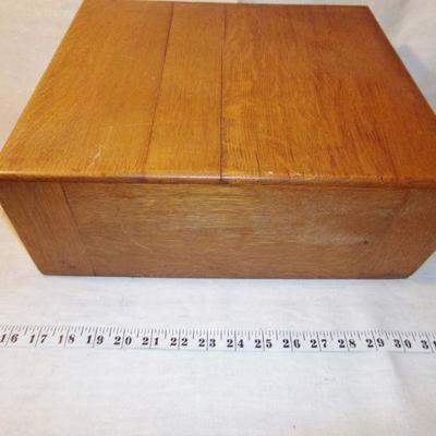 LOT 162  WOODEN INDEX FILE BOX