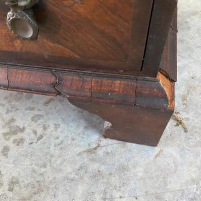 Lot # 152 Antique English Knee Hole Dresser