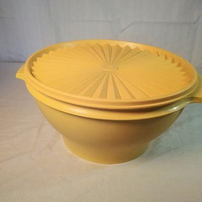 Harvest Gold servalier tupperware