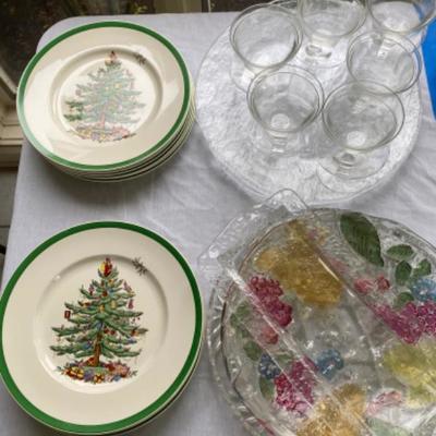 Lot # 173 Set of 12 Spode Christmas China and Serving platters