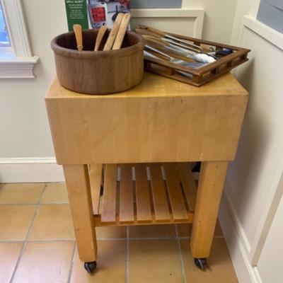 Lot # 188 Large Chopping Block with Accessories 