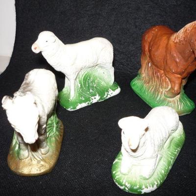 9 - Vintage/Old Farm animals - Chalkware/Plaster