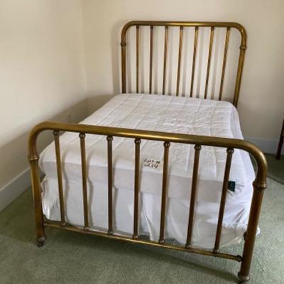 Lot # 214 Antique Brass Full Size Bed 
