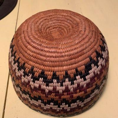 Native American basket / bowl