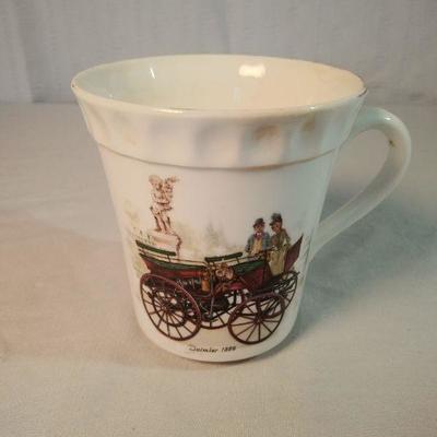 Lot of assorted china