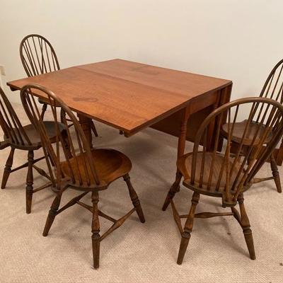 Lot # 293 Antique Drop leaf Table with 5 Chairs 
