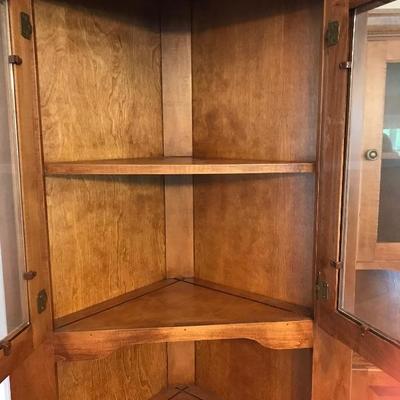 Lot #506 Pair Of Derbyshires Furniture Maple Corner Cabinets