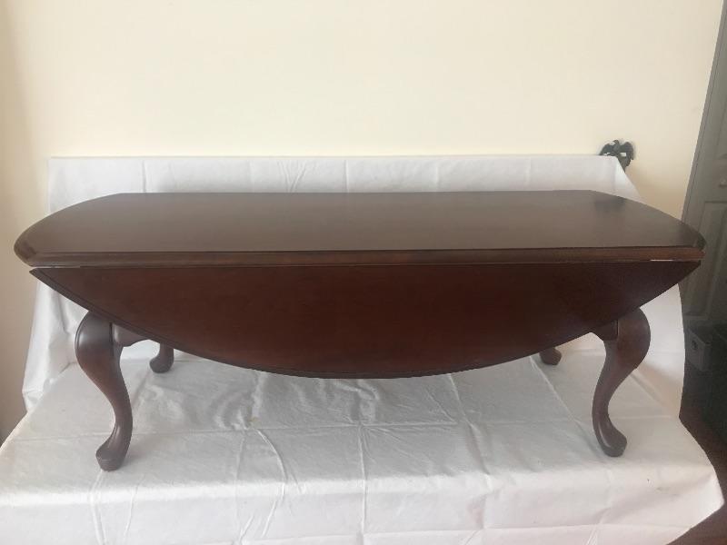 Lot 513 Mahogany Queen Anne Drop Leaf Coffee Table