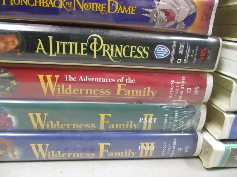 Lot 216 - Walt Disney Warner Bros & More VHS Tapes | EstateSales.org