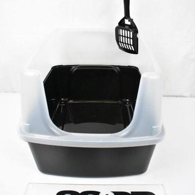 Kitty Litter Box with Scoop. No packaging - New