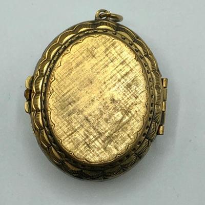 Vintage pill box / pendant, gold tone with multicolored rhinestones 