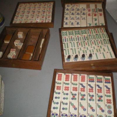 Vintage Mahjong in Wood Box