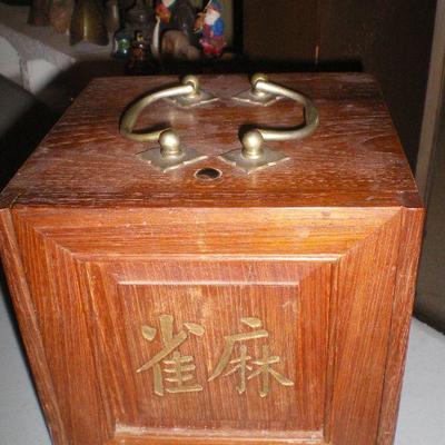 Vintage Mahjong in Wood Box