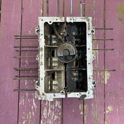 Vintage Corvair Engine Block L2 Pistons TIIIIIRA