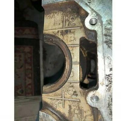 Vintage Corvair Engine Block L2 Pistons TIIIIIRA