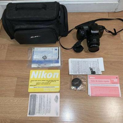 Minolta Maxxum 300si Camera With Case And Manual