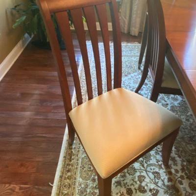 Ethan Allen Dining Room Table and Six Chairs