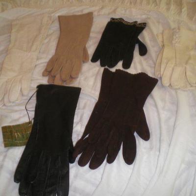 Lot of 5 Pairs of  Vintage Gloves