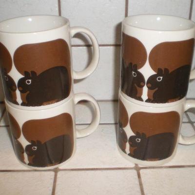 Set of 4 Vintage Taylor and Ng Mugs and Arabia Finland Pitcher
