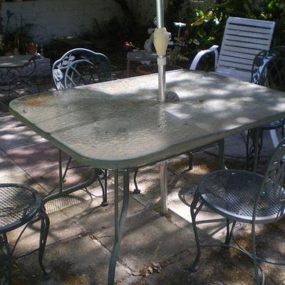 Glass Top Patio Table with 4 Chairs & Umbrella