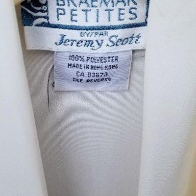 Braemar Petites by Jeremy Scott -Vintage white blouse with covered buttons size small
