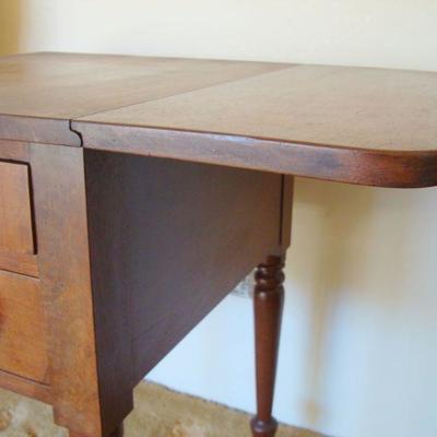L103 - Wooden End Table with Double Drop Leaf 
