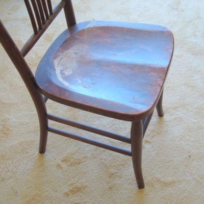 L126 - Simple Antique Wood Chair