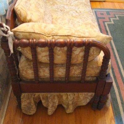 D101 - Vintage Sofa Bench with Wood Frame